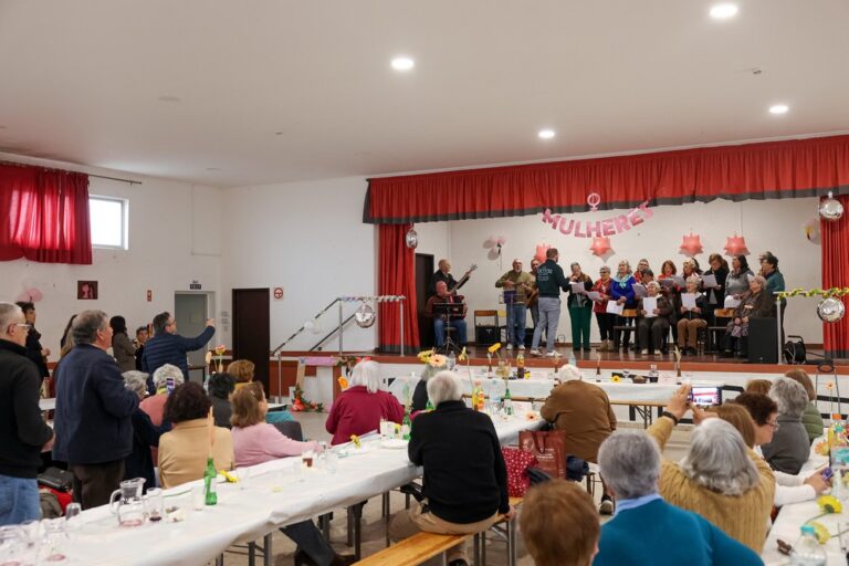 Dia Internacional da Mulher - Almoço-Convívio para mulheres dos polos culturais das freguesias de Gâmbia-Pontes-Alto da Guerra e do Sado