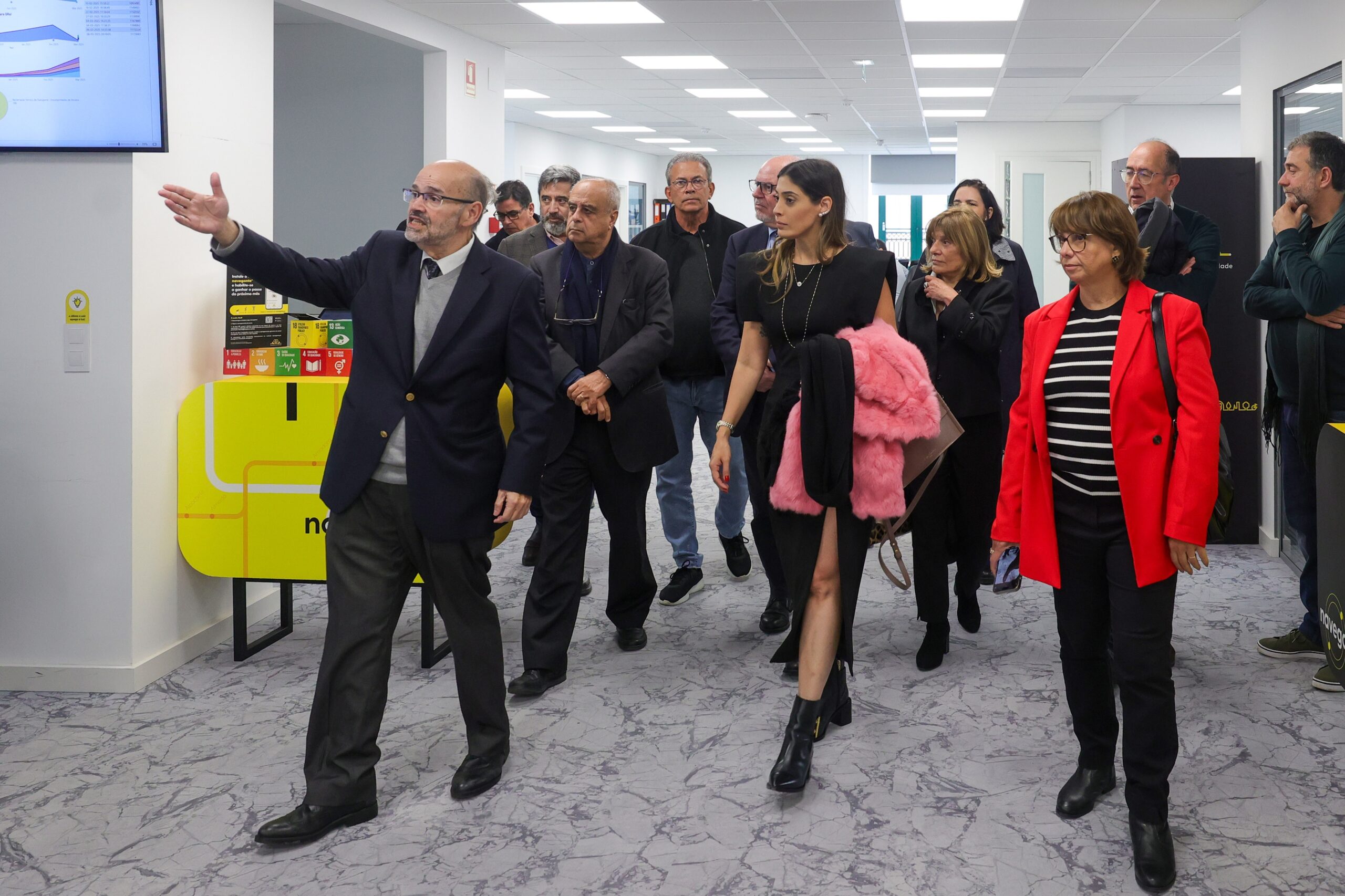 Delegação do Estado brasileiro do Rio Grande do Norte visita AML - Presidente da Câmara, André Martins, primeiro secretário da AML, Carlos Humberto de Carvalho, presidente dos TML, Faustino Gomes, secretária de Estado e subsecretária de Estado do Turismo do Rio Grande do Norte, Marina Marinho e Solange Araújo, secretário de Estado do Desenvolvimento Económico, Hugo Fonseca, deputado da Assembleia Legislativa Hermano Morais e vice-presidente da Câmara de Sesimbra, Felícia da Costa