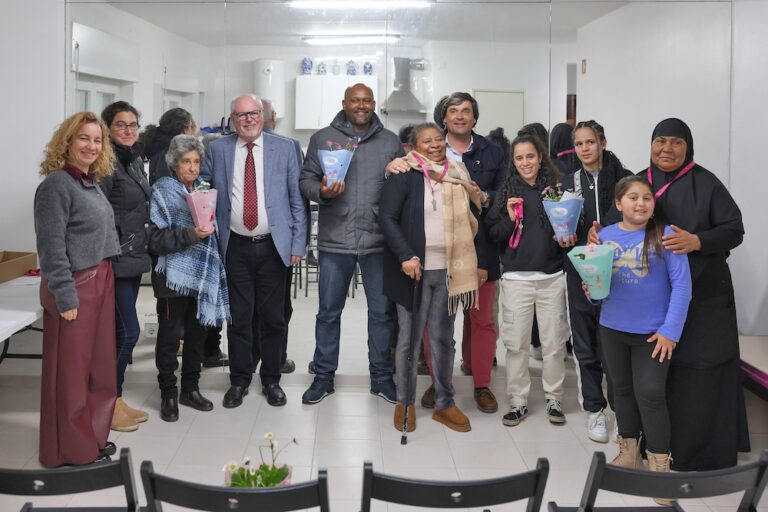 Entrega de Chaves de mais seis casas reabilitadas no Bairro das Manteigadas