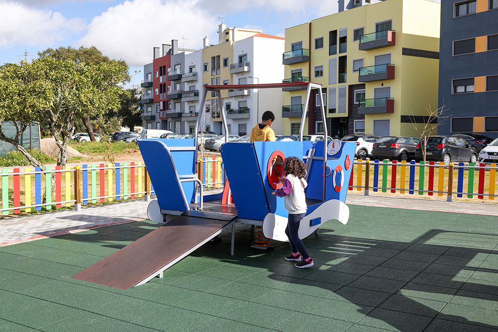 Parque Verde da Quinta da Amizade ganho novo parque infantil