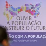 Ouvir a População