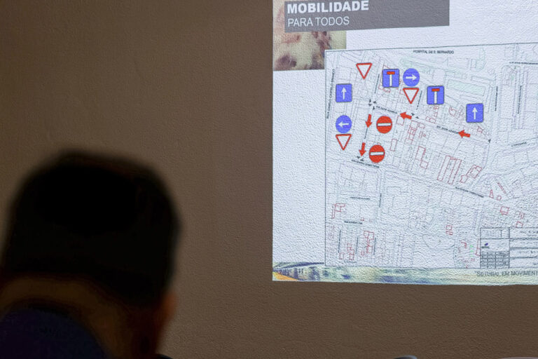 Ouvir a População, Construir o Futuro