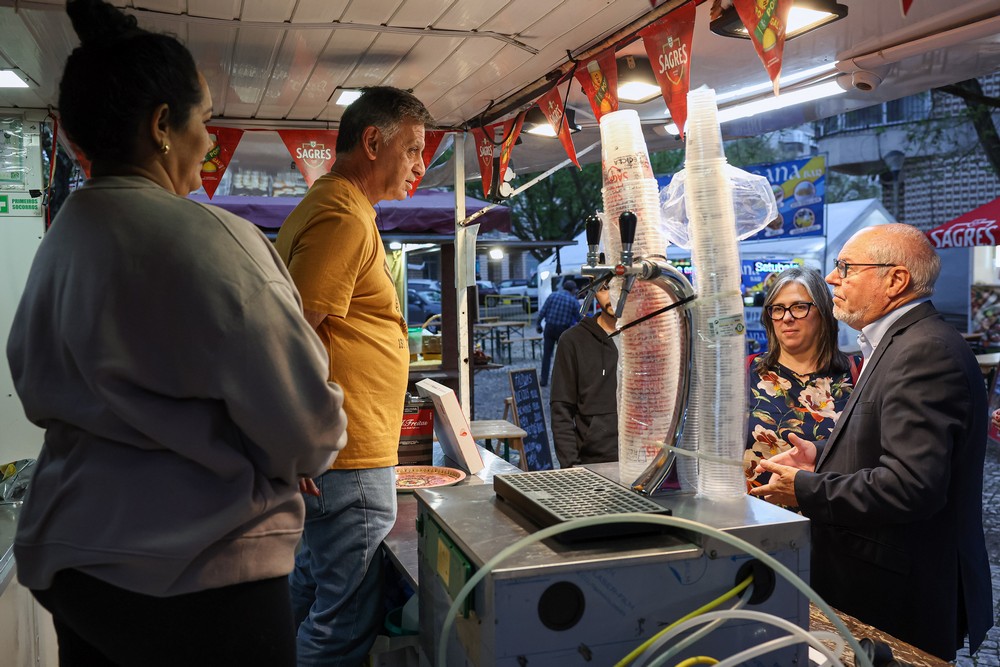 Feira dos Produtos Regionais de Portugal e do Mundo 2025 - Presidentes da Câmara , André Martins, e da União das Freguesias de Setúbal, Fátima Silveirinha