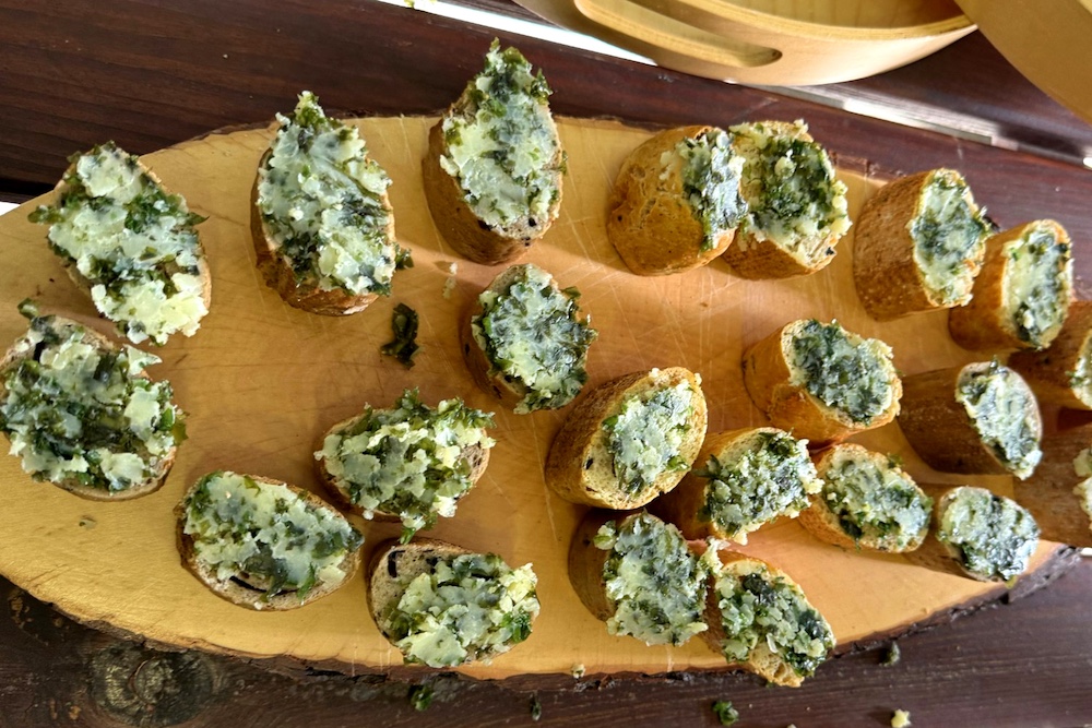 29.ª edição do Festival Queijo, Pão e Vinho - Showcooking no âmbito da Semana do Choco 2025, com o chef Luís Alves e quatro alunos da Escola de Hotelaria e Turismo de Setúbal