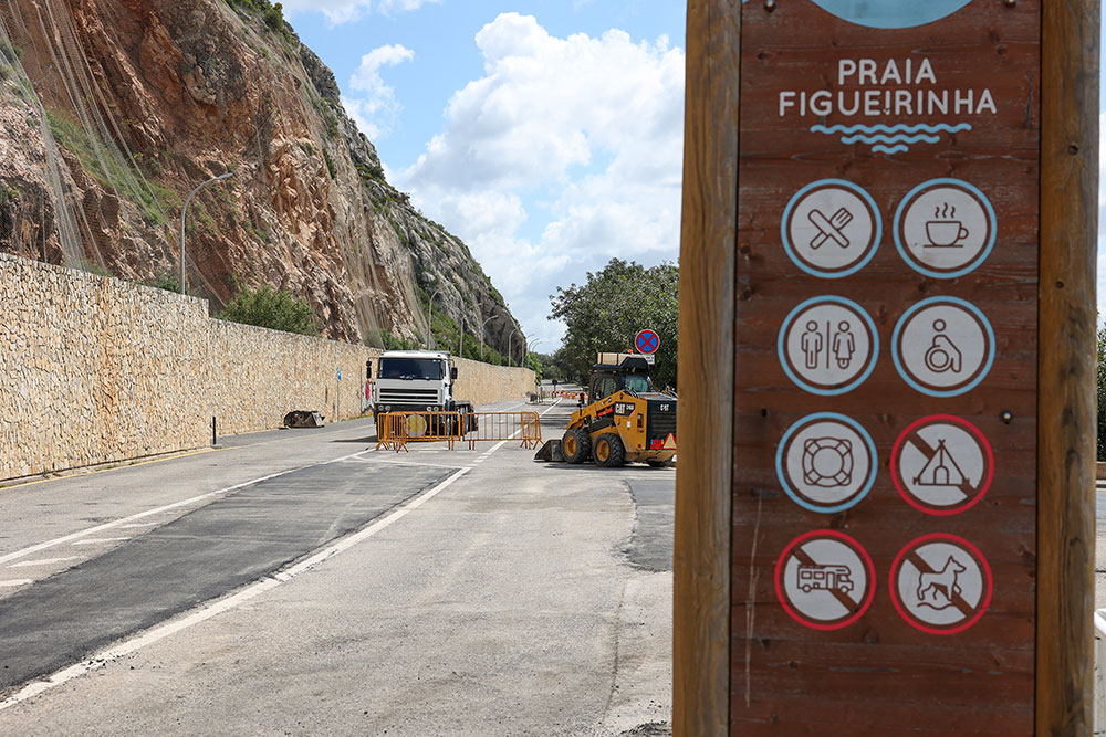 Nova rotunda provisória da Figueirinha foi feita pelos serviços operacionais do município