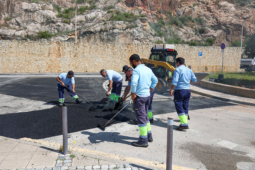 Nova rotunda provisória da Figueirinha foi feita pelos serviços operacionais do município