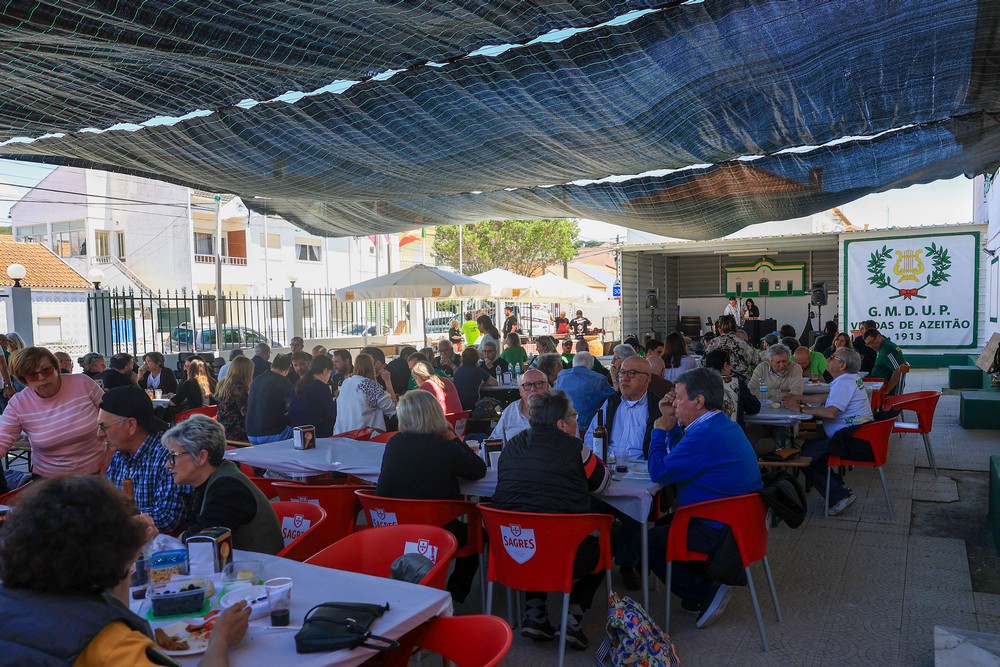 As comemorações do 112.º aniversário do Grupo Musical e Desportivo União e Progresso incluiu um almoço de convívio