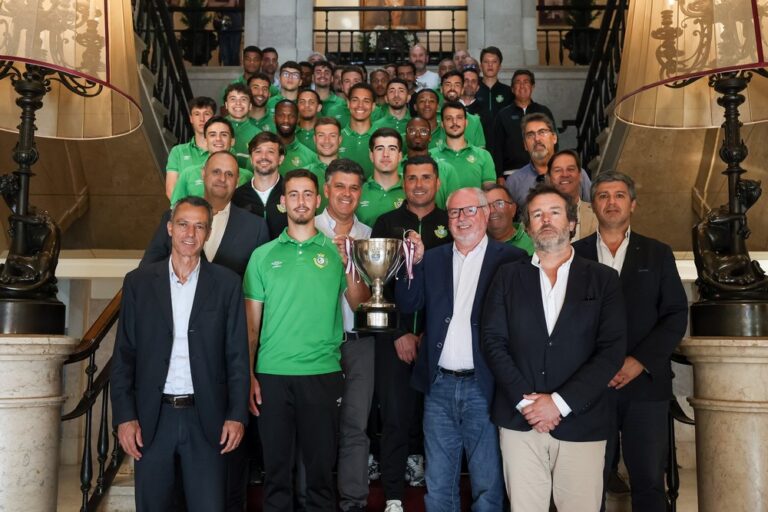 Receção ao Vitória Futebol Clube - Celebração da conquista do título distrital - homenagem da Câmara Municipal