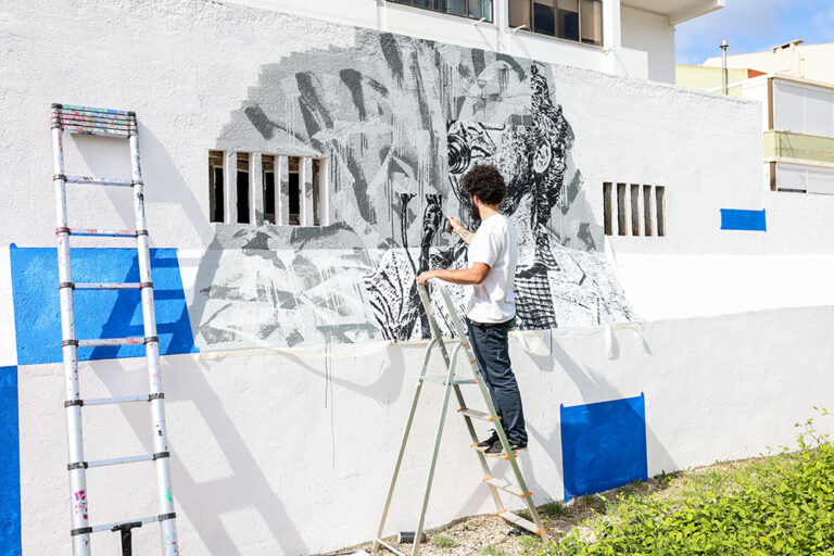Taus a Céu Aberto - Mural de SAMINA - Traz um amigo também