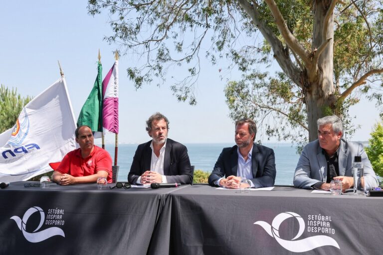 Apresentação de provas de natação em águas abertas a realizar em junho