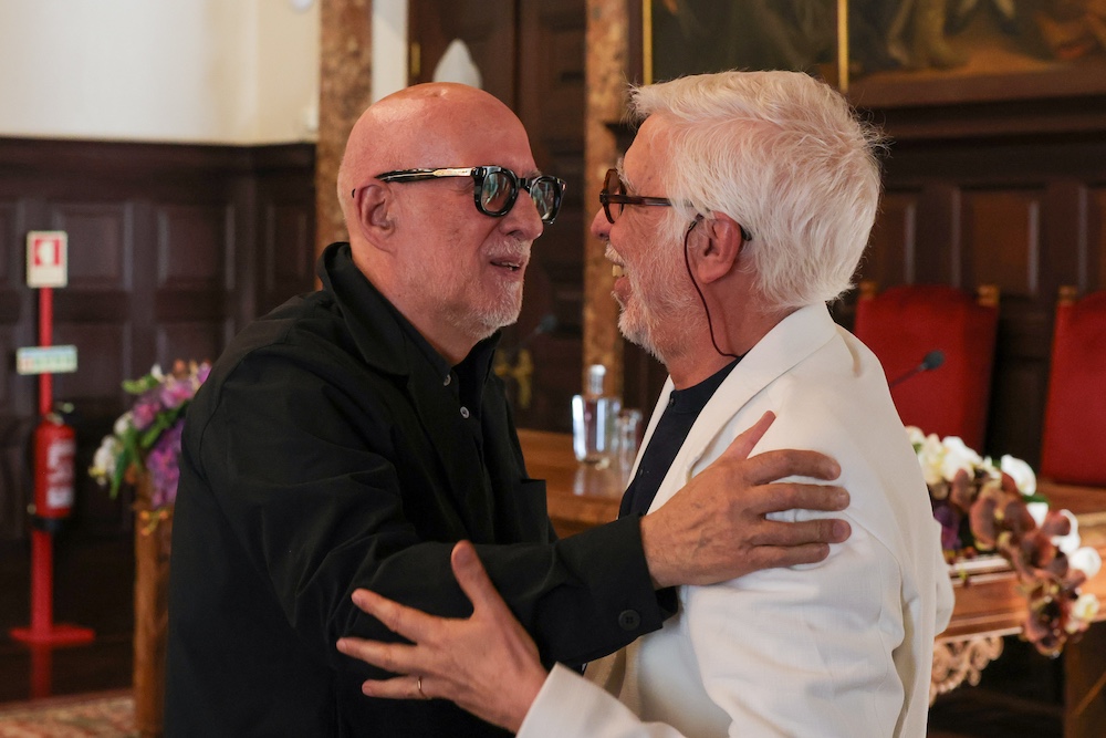 Homenagem ao arquiteto João Luís Carrilho da Graça - O homenageado e Fernando António Batista Pereira