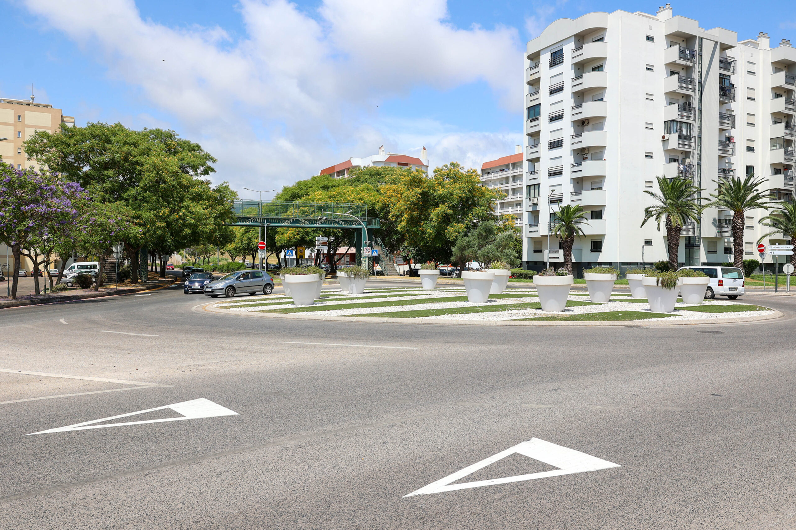 Manutenção de passadeiras e sinalização