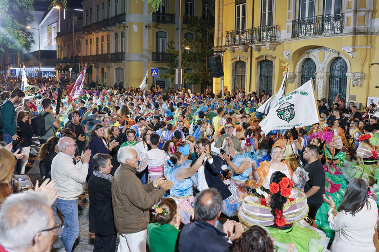 Marchas Populares Desfile Av Luísa Todi