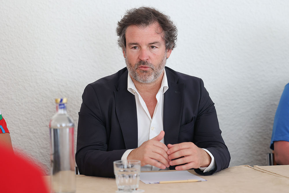 O vereador Pedro Pina, salienta que Setúbal é referência na natação, em particular nas águas abertas, pelo que esta disciplina tem de ser encarada numa ótica de investimento futuro