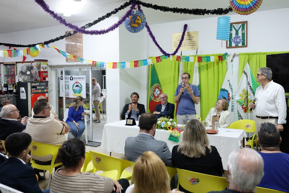 A cerimónia de aniversário da coletividade contou com a presença de representantes de muitas associações do concelho