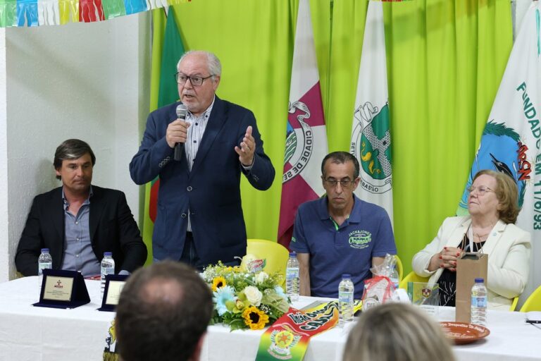 André Martins recordou que está a ser cumprido o compromisso de reforçar os apoios gerais concedidos às coletividades