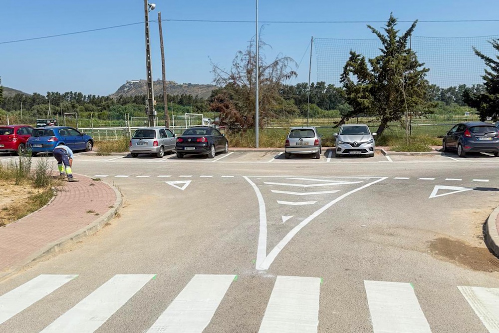 Pinturas reforçam segurança em parque de estacionamento junto do Terminal Rodoviário da Várzea