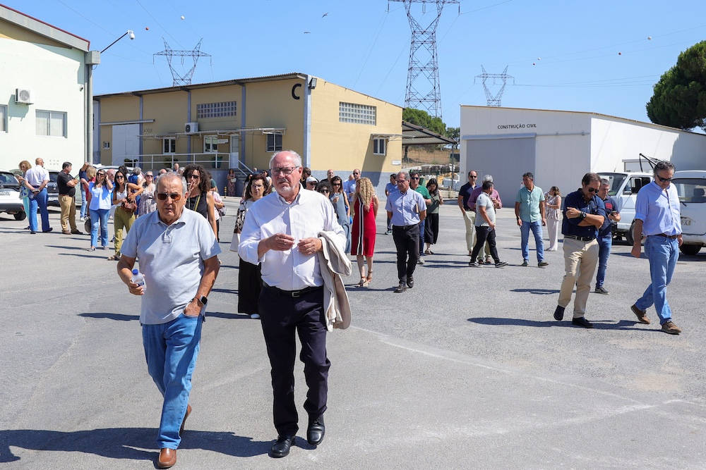 André Martins entregou 22 viaturas e duas máquinas aos serviços operacionais da autarquia