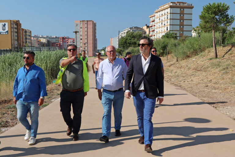 André Martins visitou o Parque Urbano na companhia do vereador Pedro Pina e de vários técnicos municipais