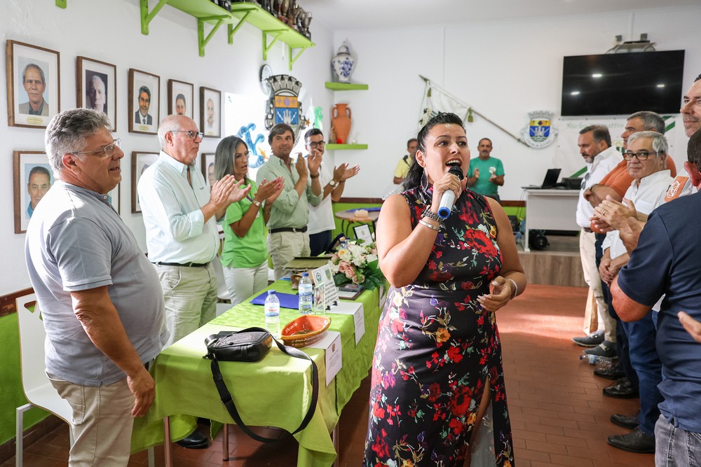 A comemoração contou com o tradicional bolo de aniversário, moscatel de honra e a interpretação do hino do clube pela voz de Susana Martins