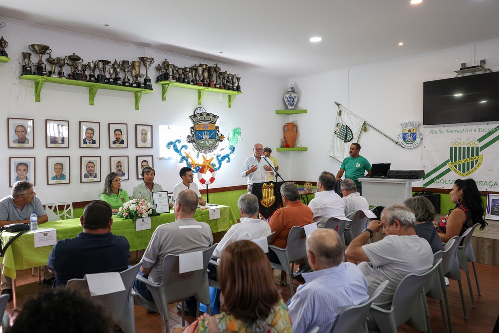 Durante a sessão foram entregues diversos prémios pelo contributo ao desenvolvimento do clube e do movimento associativo