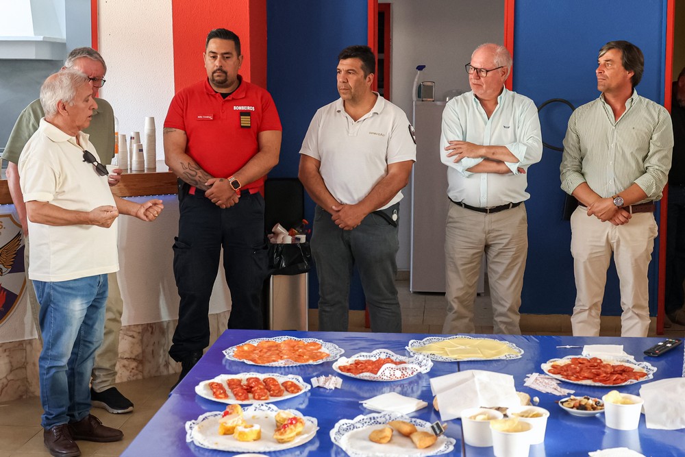 André Martins reafirmou a intenção de promover novas iniciativas dedicadas à história dos bombeiros, reforçando o compromisso municipal em preservar a memória e valorizar o serviço destes profissionais