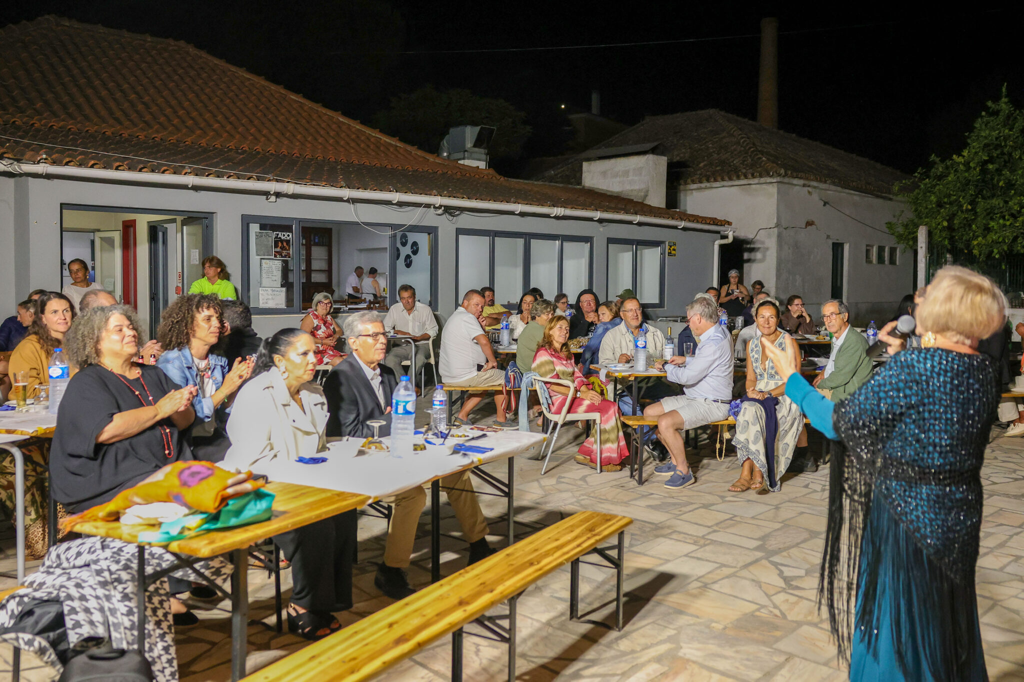O concerto contou com a atuação de Maria Caetano