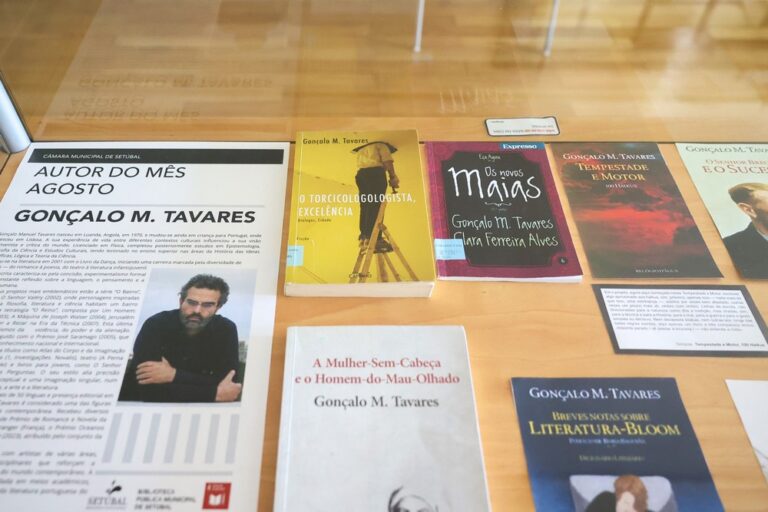 Gonçalo M. Tavares é o autor do mês de agosto