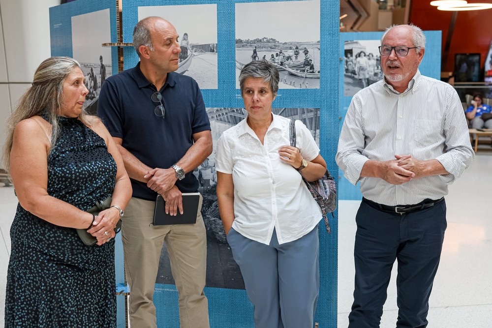 O presidente da Câmara Municipal, André Martins, marcou presença na mostra de fotos de Joaquim Baptista, na companhia da vice-presidente, Carla Guerreiro