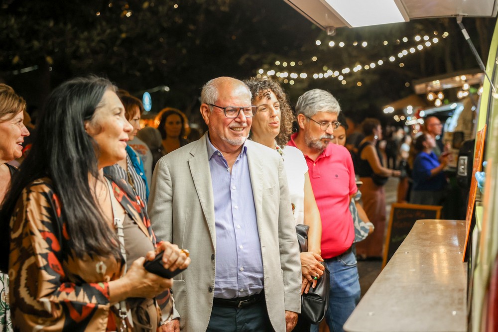 André Martins, na companhia da vereadora Rita Carvalho, destacou a importância do evento para a promoção turística do concelho