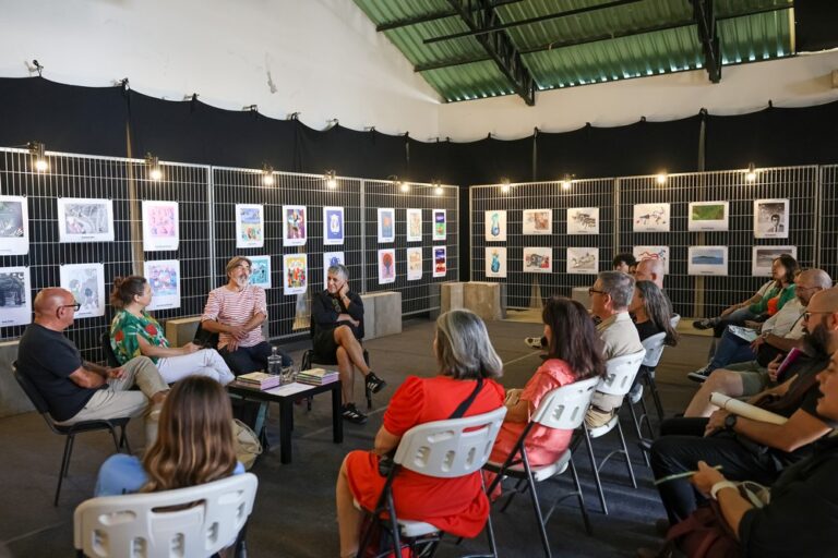 A sessão literária realizou-se no espaço A Gráfica – Centro de Criação Artística