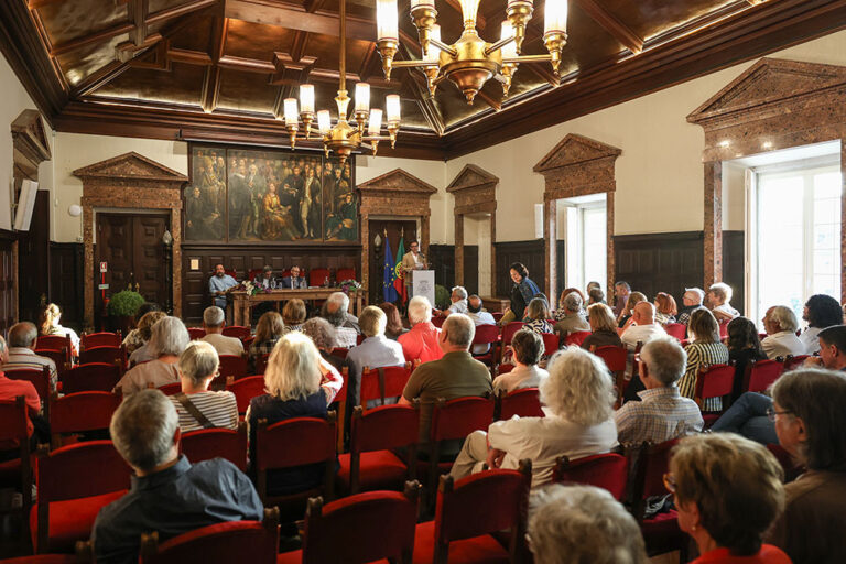 André Martins vincou que Pedro Tadeu tem dado vários contributos valiosos na afirmação de valores humanistas e progressistas
