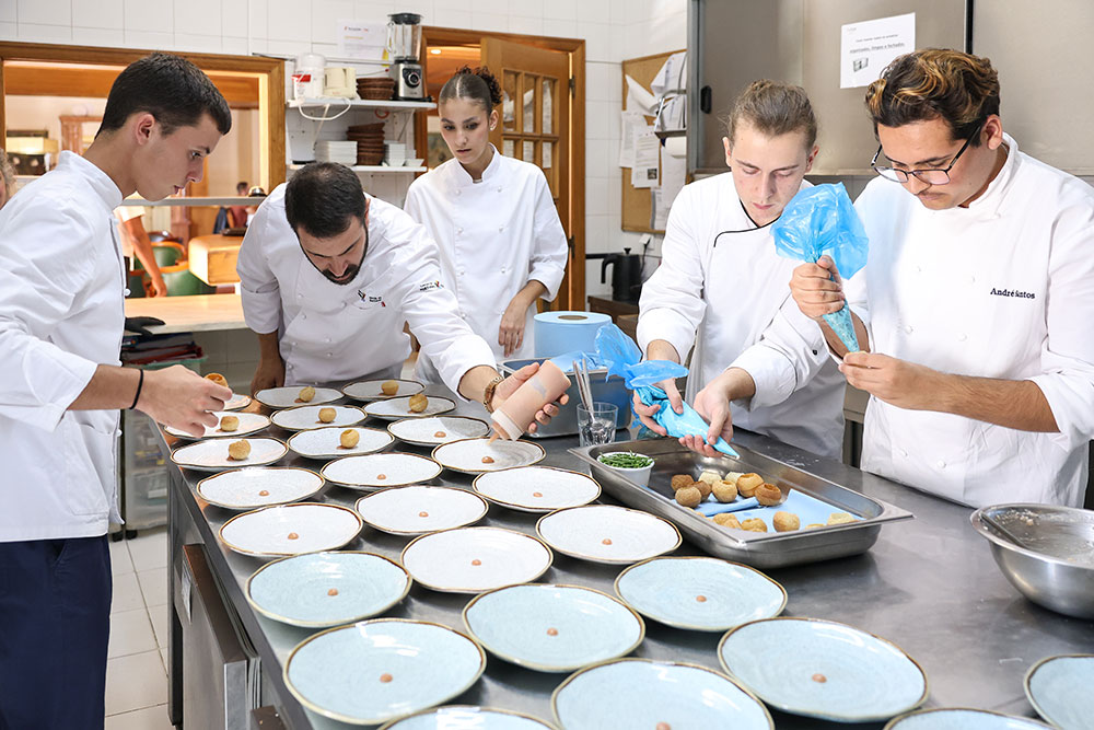 O salmonete setubalense inspirou criações gastronómicas do chef Luís Miguel Domingues Alves, da Escola de Hotelaria e Turismo de Setúbal