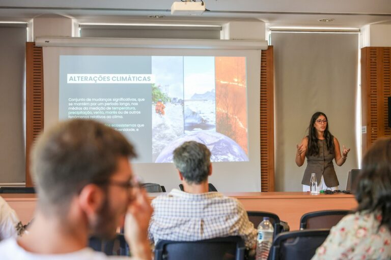 A sessão contou com a participação de técnicos municipais