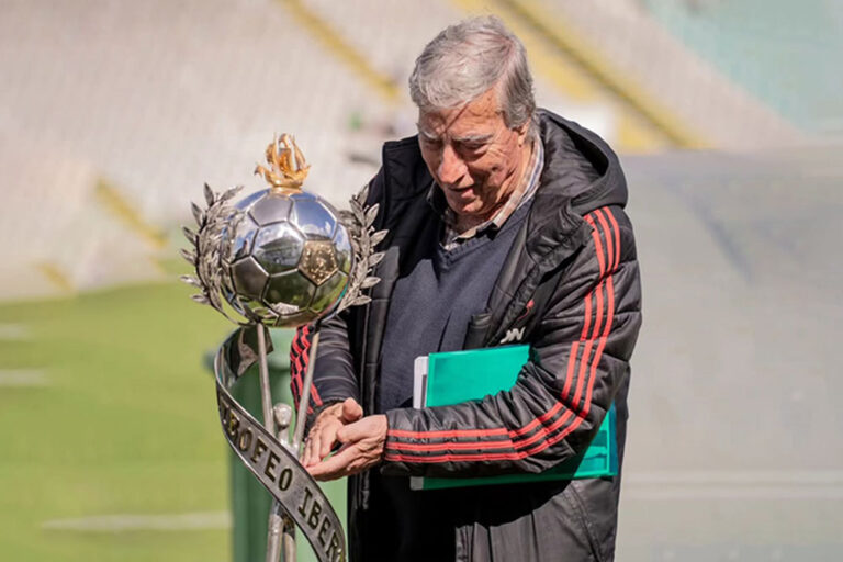 Carlos Cardoso, antigo capitão do Vitória Futebol Clube