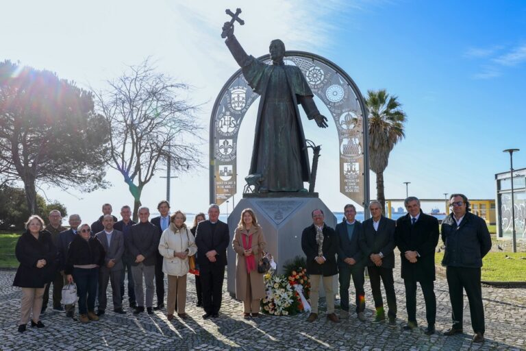 Cerimónia evocativa a São Francisco Xavier, no Jardim Engenheiro Luís da Fonseca
