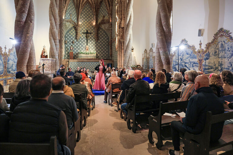 Soprano Mariana Chaves e o pianista Eduardo Jordão