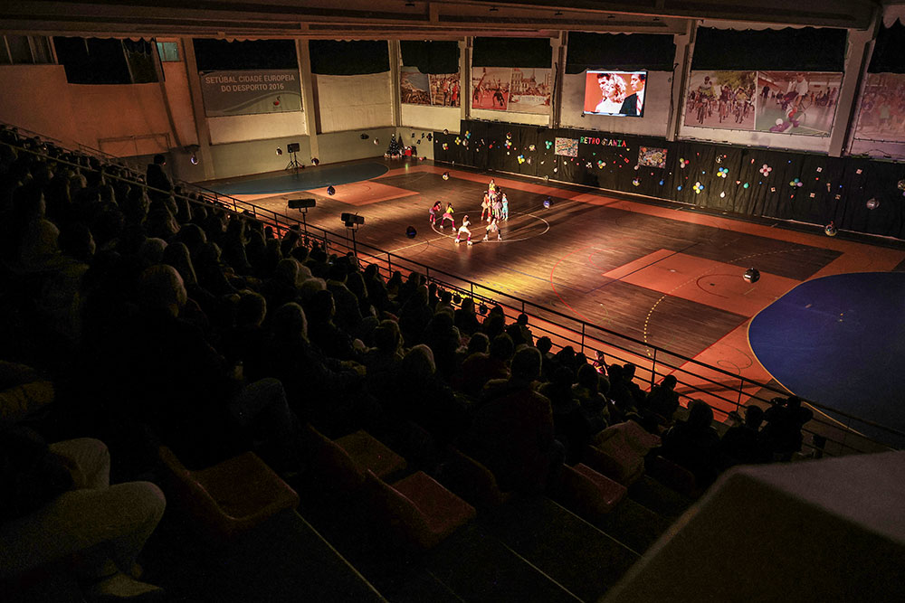 A patinagem artística encheu de cor, ritmo e nostalgia o Pavilhão Municipal das Manteigadas