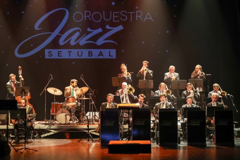 A Orquestra de Jazz de Setúbal atuou no Luísa Todi para um concerto natalício