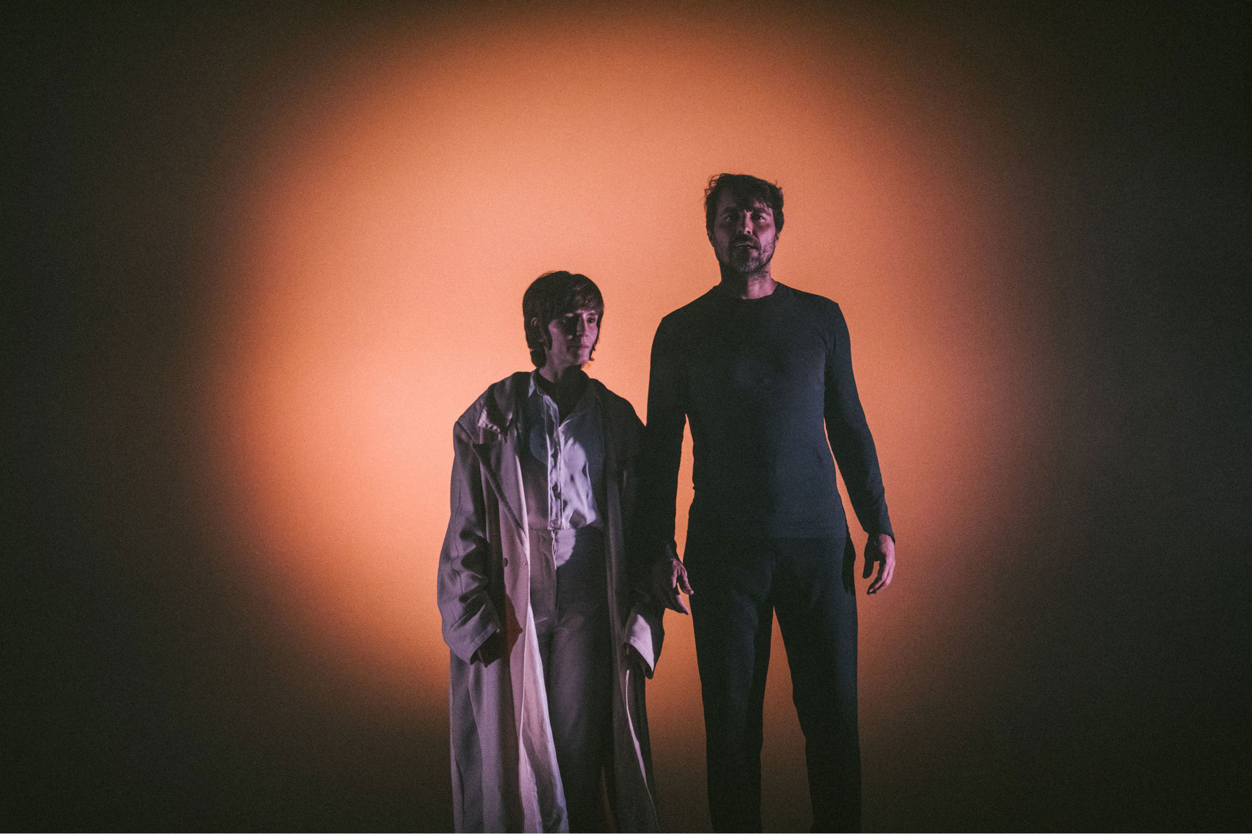 Brancura na Escuridão- fotografia de Estelle Valent