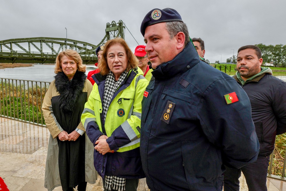 Maria das Dores Meira mostrou total solidariedade para com o concelho de Alcácer do Sal e, na qualidade de presidente da Comissão Distrial de Proteção Civil, reiterou que o Governo deve declarar a situação de calamidade no concelho vizinho.