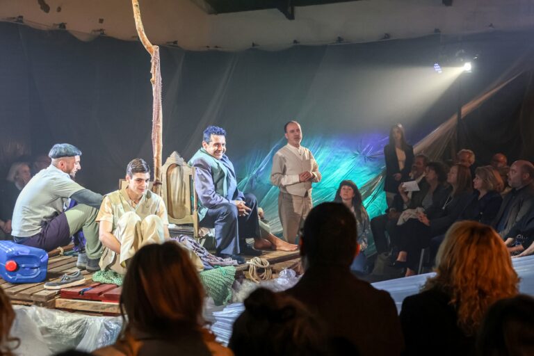 A sátira “Em Alto Mar”, a nova produção do TAS – Teatro Animação de Setúbal