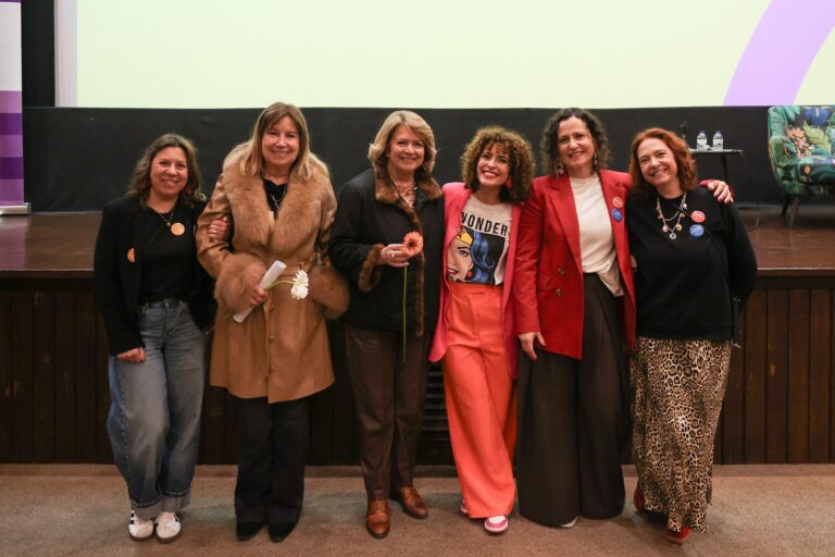 “Todas as Mulheres que Somos”, com a psicóloga e sexóloga Tânia Graça