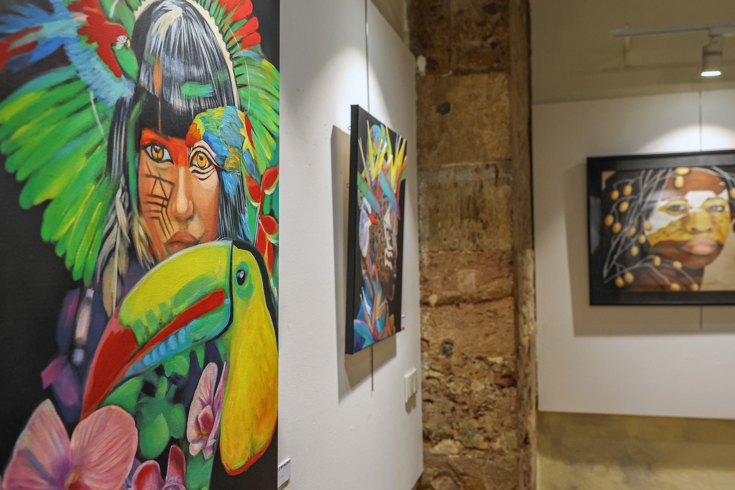Exposição coletiva de pintura “Etnias”, com obras de Fernanda Vaz, José Devesa, Luís Dias, Sandra dos Santos e Susana Estrela