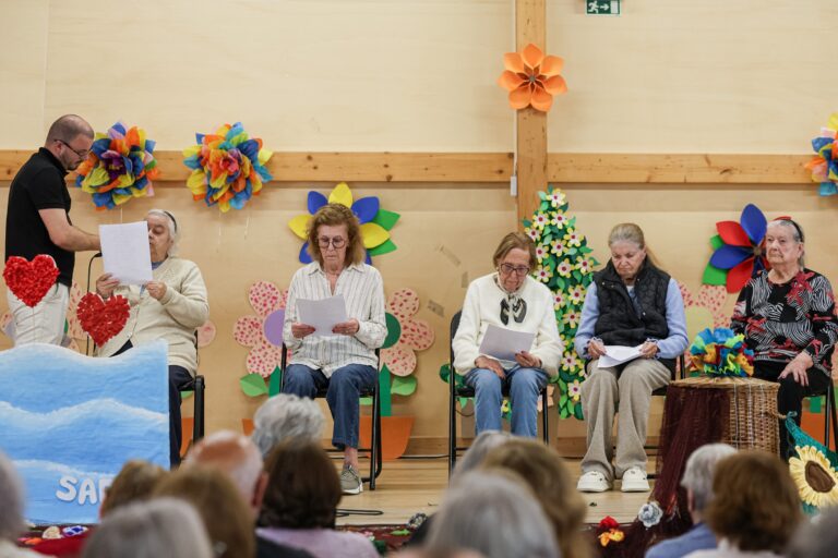 Iniciativa “Poesia Cantada” dirigida aos seniores das instituições que integram o Grupo EnvelheSeres