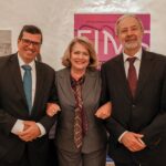 A presidente do município, Maria das Dores, acompanhada do presidente da A7M, Carlos Biscaia, e do diretor artístico, António Laertes