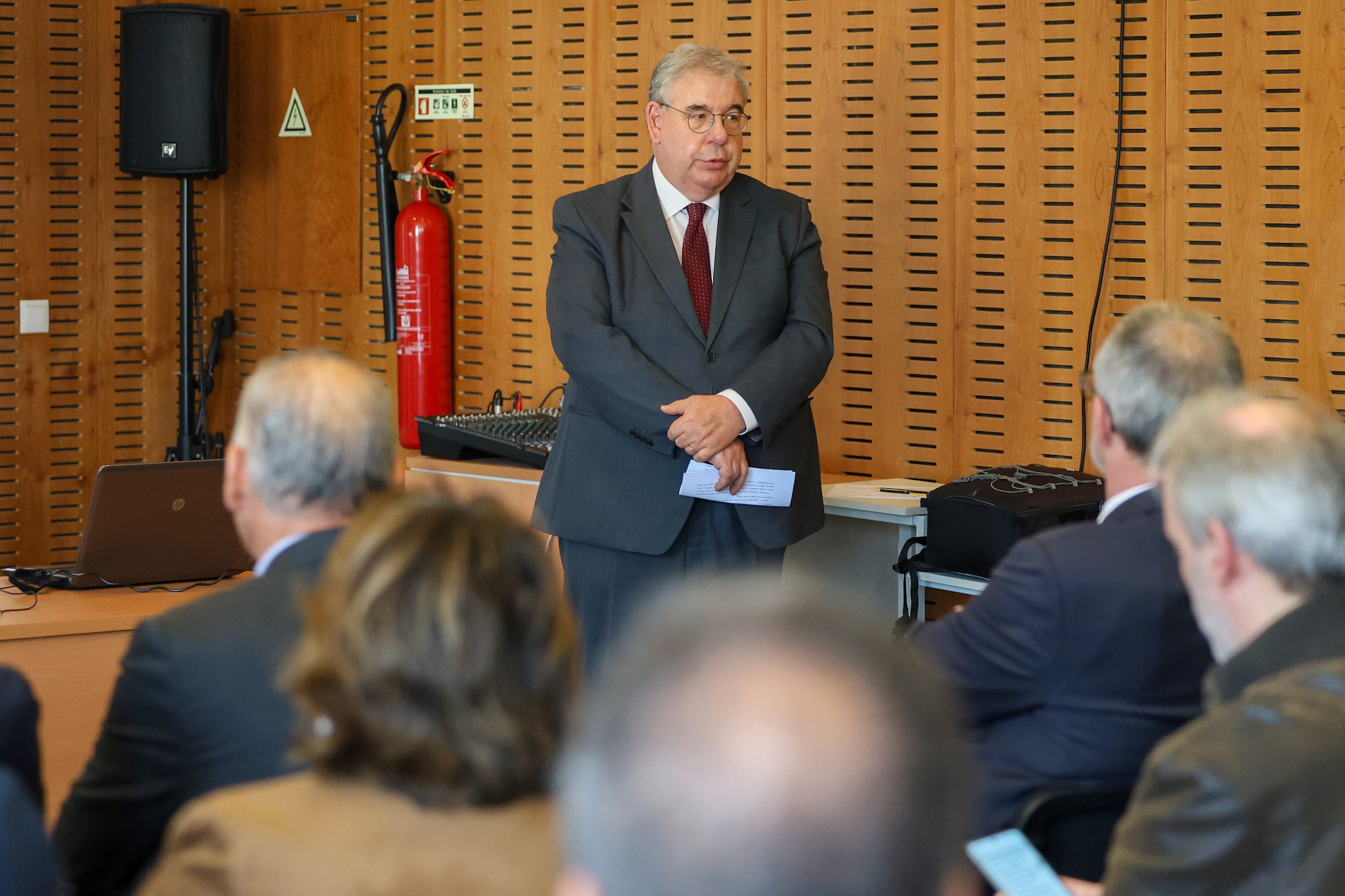 O juiz conselheiro Luís Azevedo Mendes destacou o pioneirismo de Setúbal no debate ambiental, alertando para a crescente preocupação com o clima