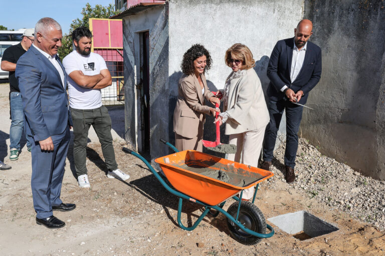 Lançada a primeira pedra do Campo Municipal Júlio Tavares