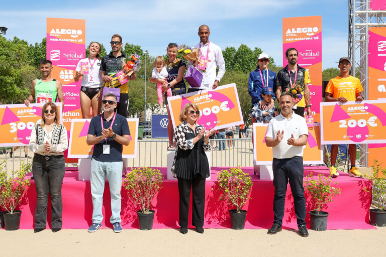 Os melhores atletas da Alegro Meia Maratona de Setúbal no pódio