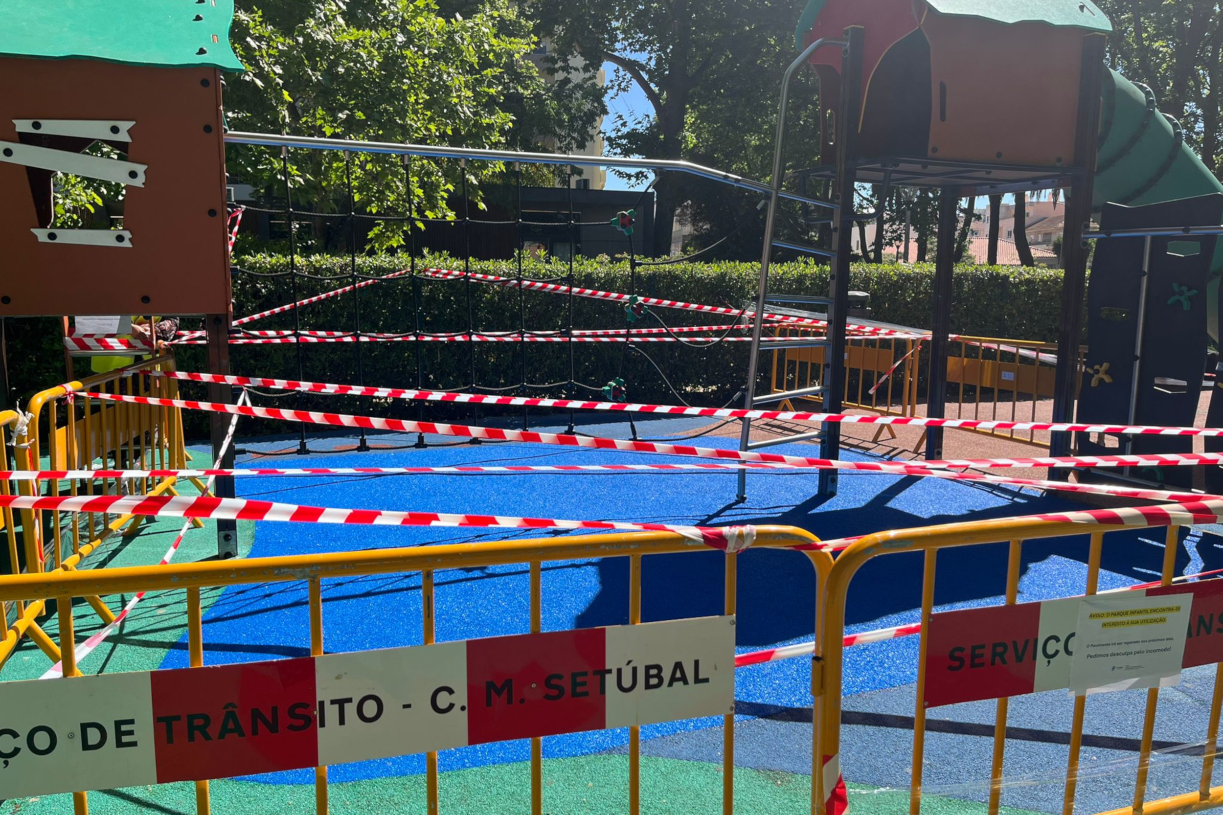 Parque Infantil do Bonfim Interdito